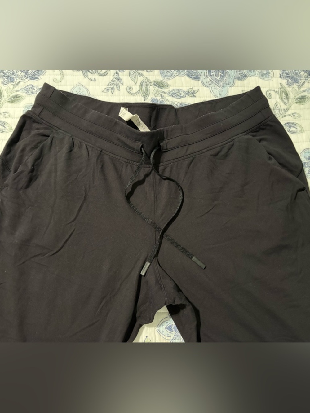 Lululemon Joggers size 18 black